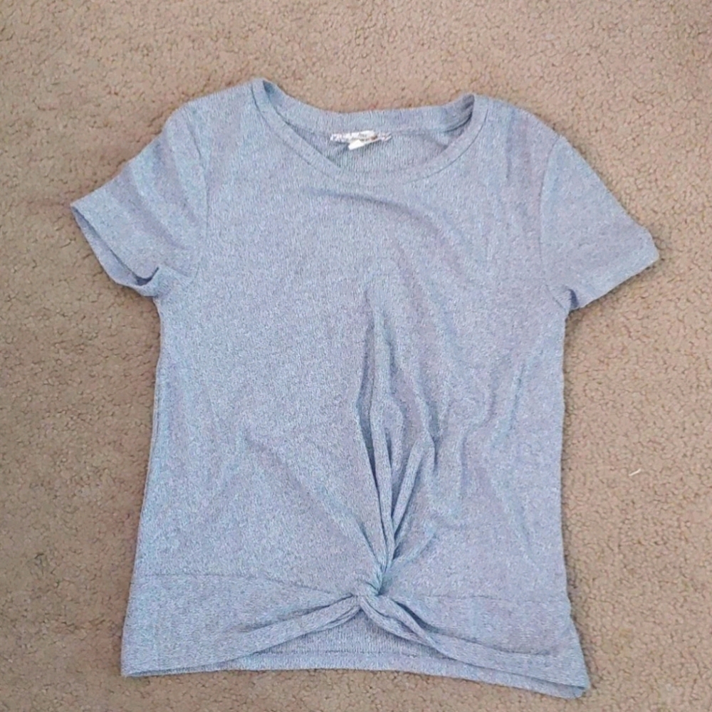 Women's grey top